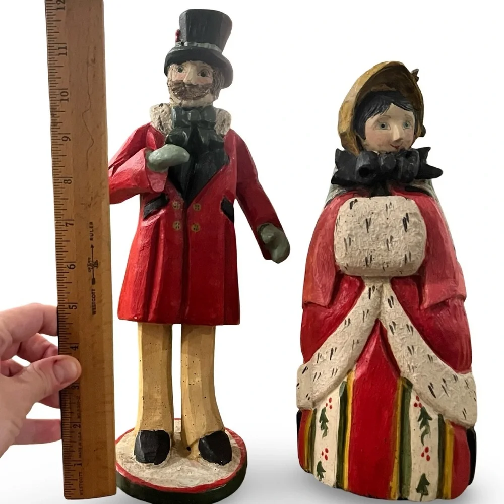 House of Hatten Vintage Victorian Caroler Couple 12” Scale